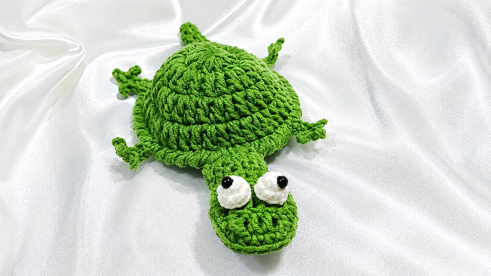 Crochet Lizard Coaster – Handmade Gecko Mug Rug for Reptile Lovers