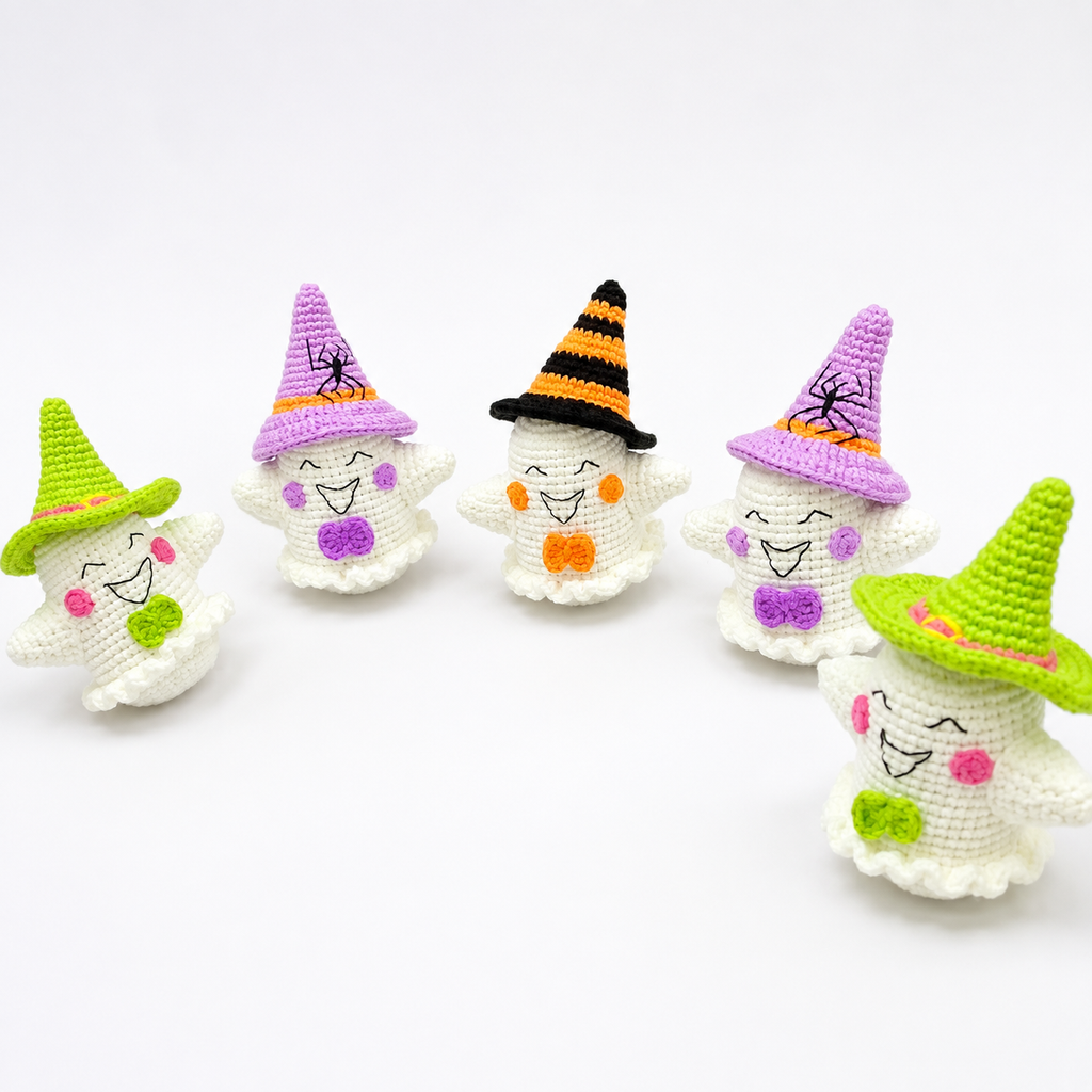Handmade Crochet Halloween Ghost Plush – Cute Witch Hat Amigurumi